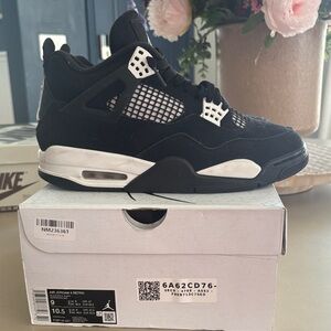 Jordan 4 Retro Black and White Men's Sneakers
